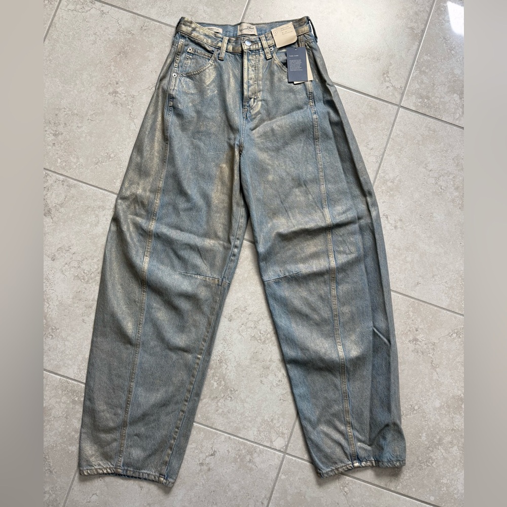 High Rise Curved Leg Denim & Gold jeans